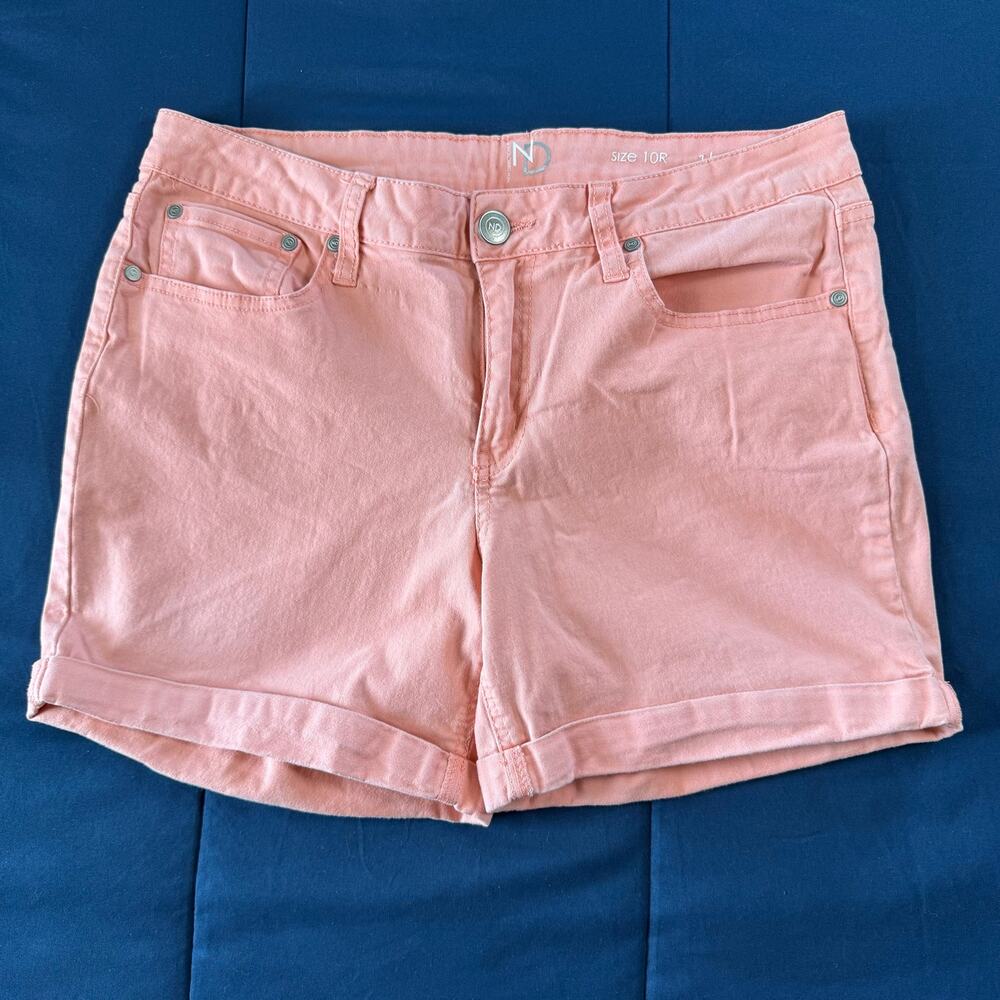 New Directions Pink Cuffed Stretch Shorts Women's Size 10 Short